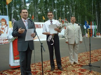 Президент Чувашской Республики Н.В.Федоров поздравил шумерлинцев с праздником земледелия